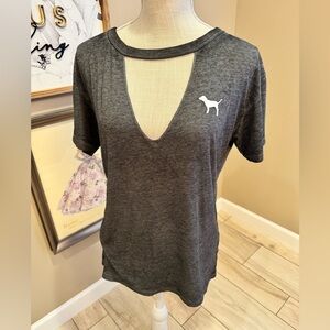 5 for $30 VICTORIA’S SECRET PINK V-Neck Soft Charcoal Gray Tee